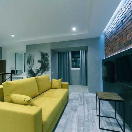 7 Вулиця Саксаганського Apartman Kijev Kültér fotó