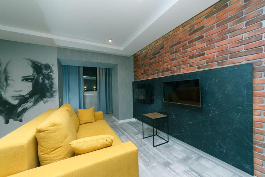 7 Вулиця Саксаганського Apartman Kijev Kültér fotó