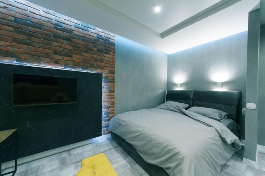 7 Вулиця Саксаганського Apartman Kijev Kültér fotó