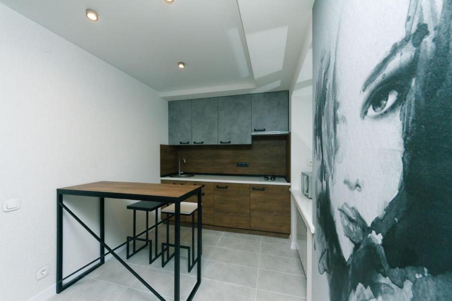 7 Вулиця Саксаганського Apartman Kijev Kültér fotó